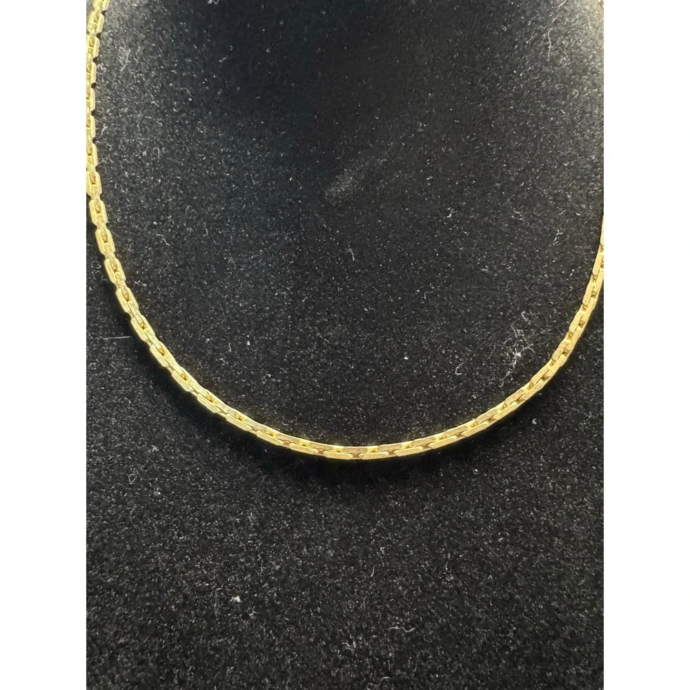 Gold Tone Metal  Chain Necklace 6.5